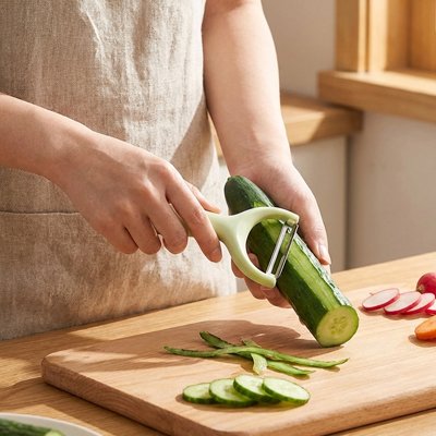 Éplucheur à légumes 